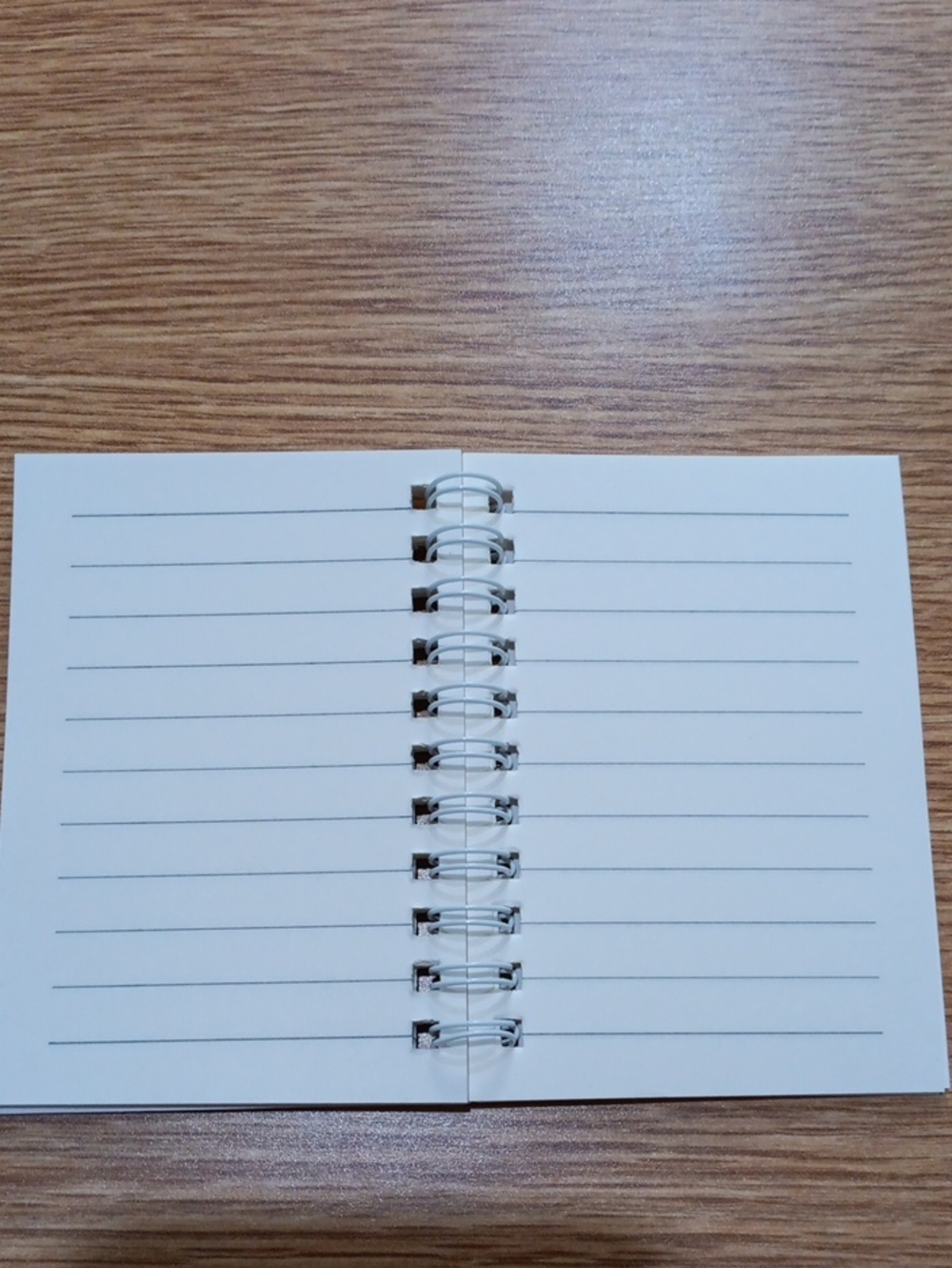 Hello Kitty Keychain And Mini Notebook Bundle - Picture 6 of 7
